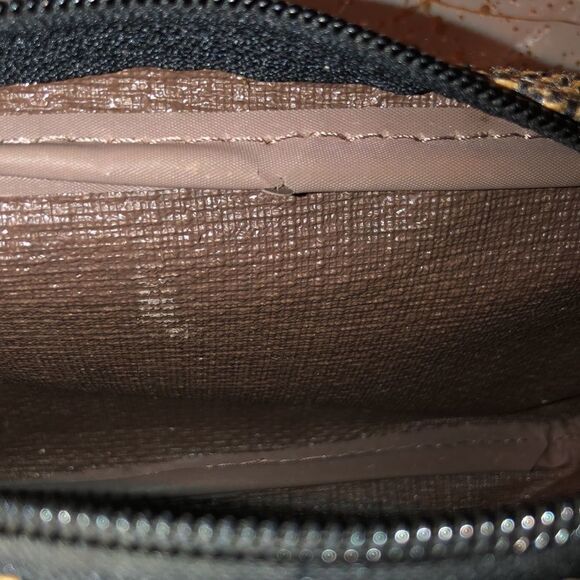 Burlap Textured Faux Leather Combo Toiletry Travel Bag - Picture 10 of 13